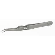 Präzisionspinzette 18/10 Stahl extra spitz, gebogen, Spitzen ohne Riefen, selbstspannend, L=120mm<br />Gewicht in g: 14,0