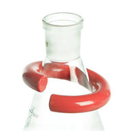 Laborring für Erlenmeyerkolben, D=50, 207g, PVC-beschichtet. Das Gewicht des Rings hindert Flaschen vor dem ''Wegschwimmen'' in Wasserbädern.